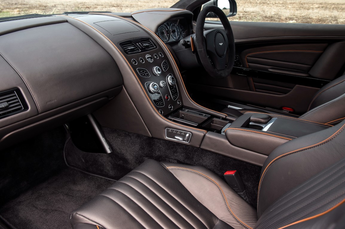 Aston Martin DB9 GT (Automático)